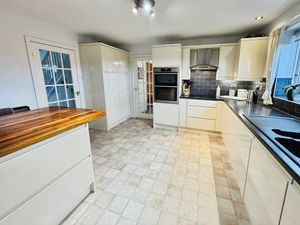 Photo 11- click for photo gallery